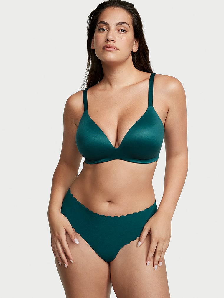 Victoria's Secret, No-Show No-Show Thong Panty, Deepest Green, onModelSide, 4 of 4 Lorena is 5'9" and wears Large